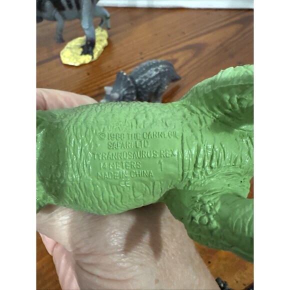 Mixed Lot of 5 Dinosaur Toy Figures Vintage Used - Picture 9 of 14